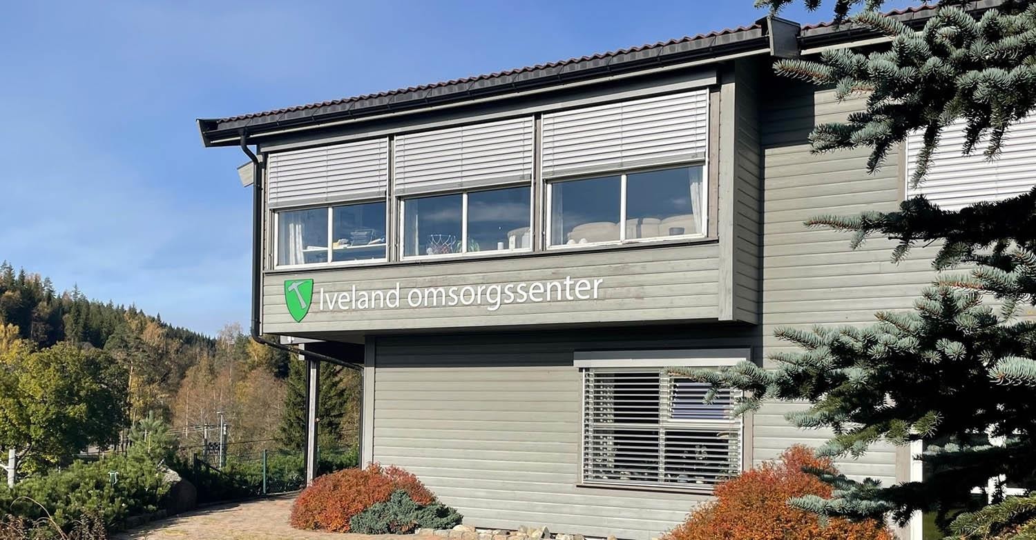 Iveland omsorgssenter fra sør
